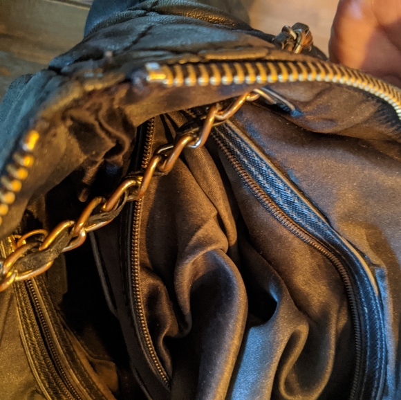 DKNY Bag - Picture 5 of 8